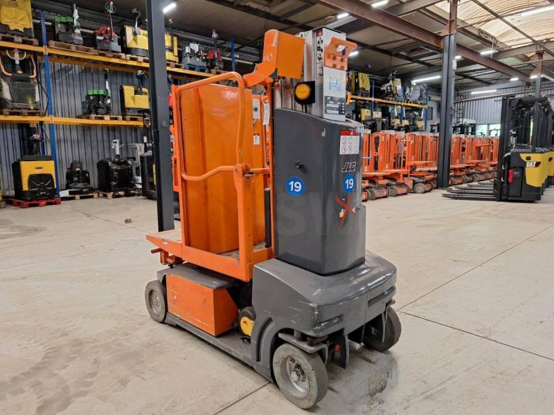 JLG Toucan Duo - Vertikální sloupový výtah: obrázek 1 JLG Toucan Duo - Vertikální sloupový výtah: obrázek 1