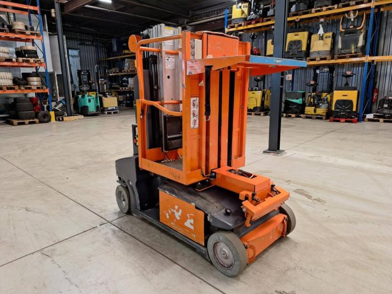 JLG Toucan Duo - Vertikální sloupový výtah: obrázek 4 JLG Toucan Duo - Vertikální sloupový výtah: obrázek 4