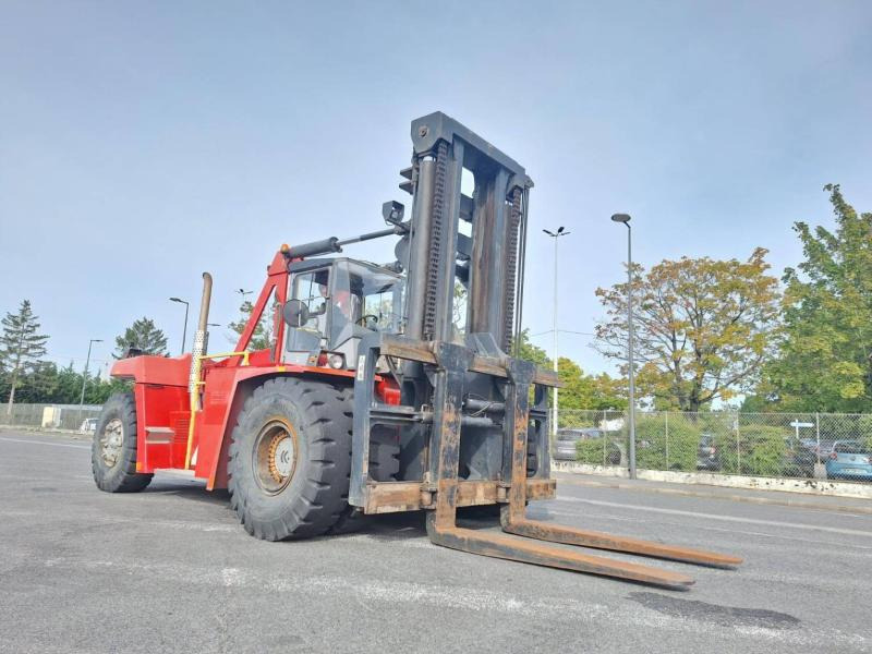 Kalmar DCF370-1200 - Dieselový vysokozdvižný vozík: obrázek 5 Kalmar DCF370-1200 - Dieselový vysokozdvižný vozík: obrázek 5