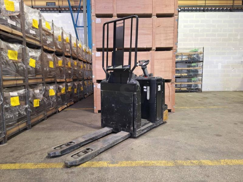 Mitsubishi OPB20N2 - Vychystávací vozík: obrázek 4 Mitsubishi OPB20N2 - Vychystávací vozík: obrázek 4