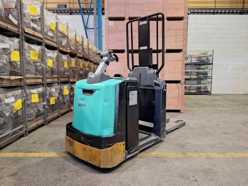 Mitsubishi OPB20N2 - Vychystávací vozík: obrázek 2 Mitsubishi OPB20N2 - Vychystávací vozík: obrázek 2