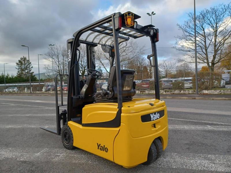 Yale ERP16VTMWB - Elektrický vysokozdvižný vozík: obrázek 5 Yale ERP16VTMWB - Elektrický vysokozdvižný vozík: obrázek 5