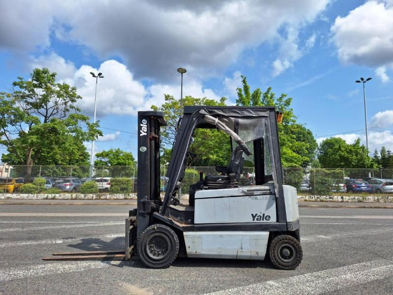 Yale ERP30 - Elektrický vysokozdvižný vozík: obrázek 3 Yale ERP30 - Elektrický vysokozdvižný vozík: obrázek 3