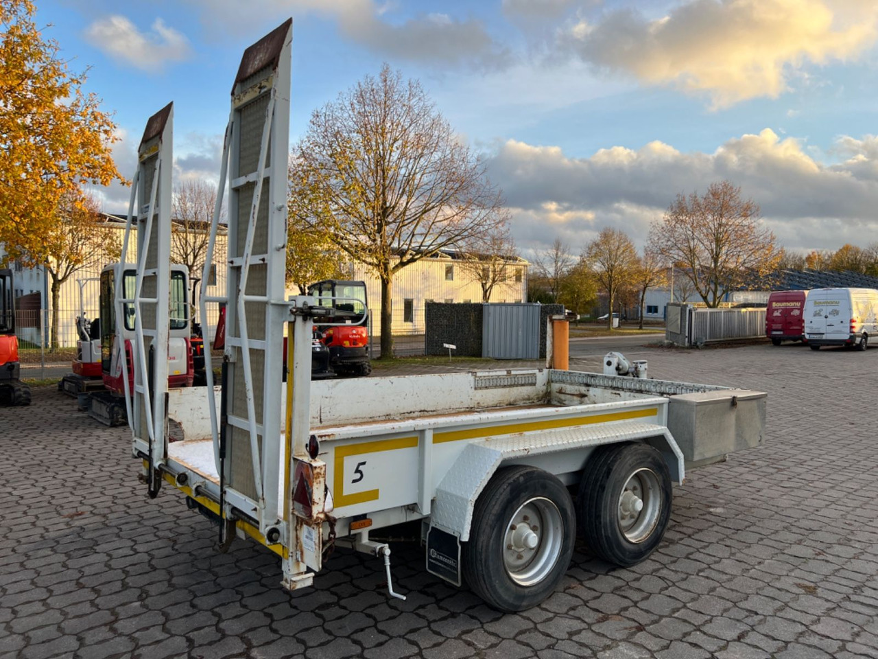 Blomenröhr 552/6900 Tieflader, Rampen, 6,9 to. zGG, TÜV neu - Podvalníkový přívěs: obrázek 4 Blomenröhr 552/6900 Tieflader, Rampen, 6,9 to. zGG, TÜV neu - Podvalníkový přívěs: obrázek 4