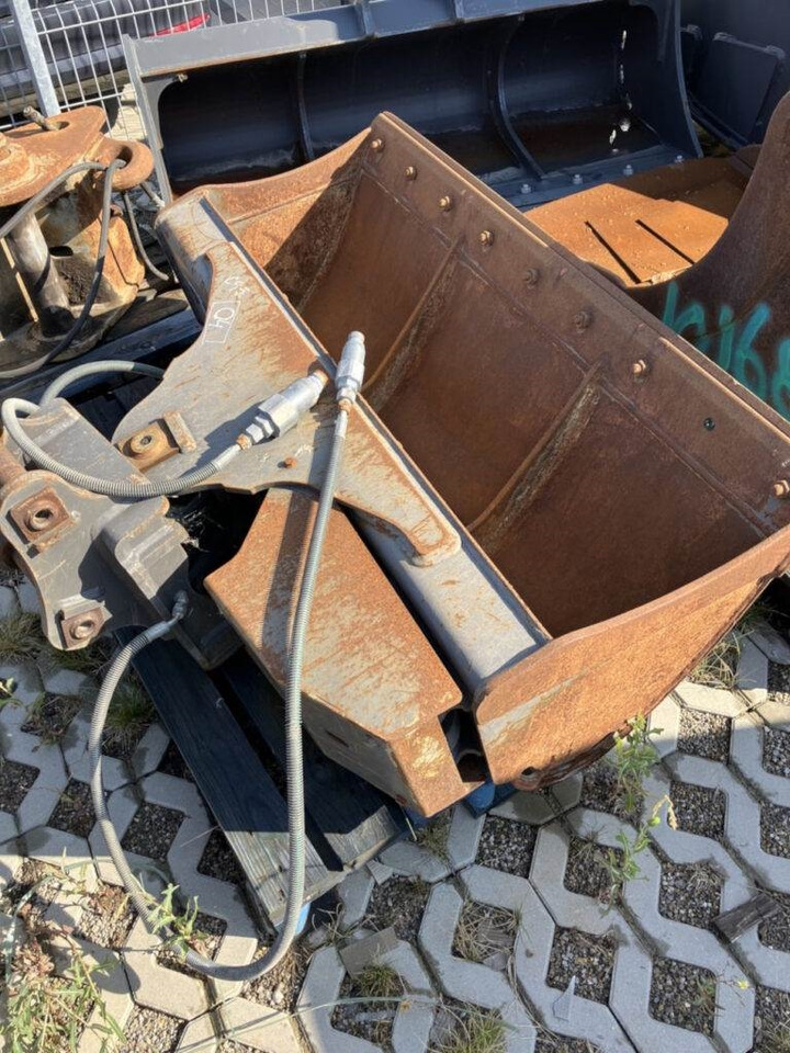 Volvo Böschungslöffel hydr. - Rýpadlo-nakladač: obrázek 1 Volvo Böschungslöffel hydr. - Rýpadlo-nakladač: obrázek 1