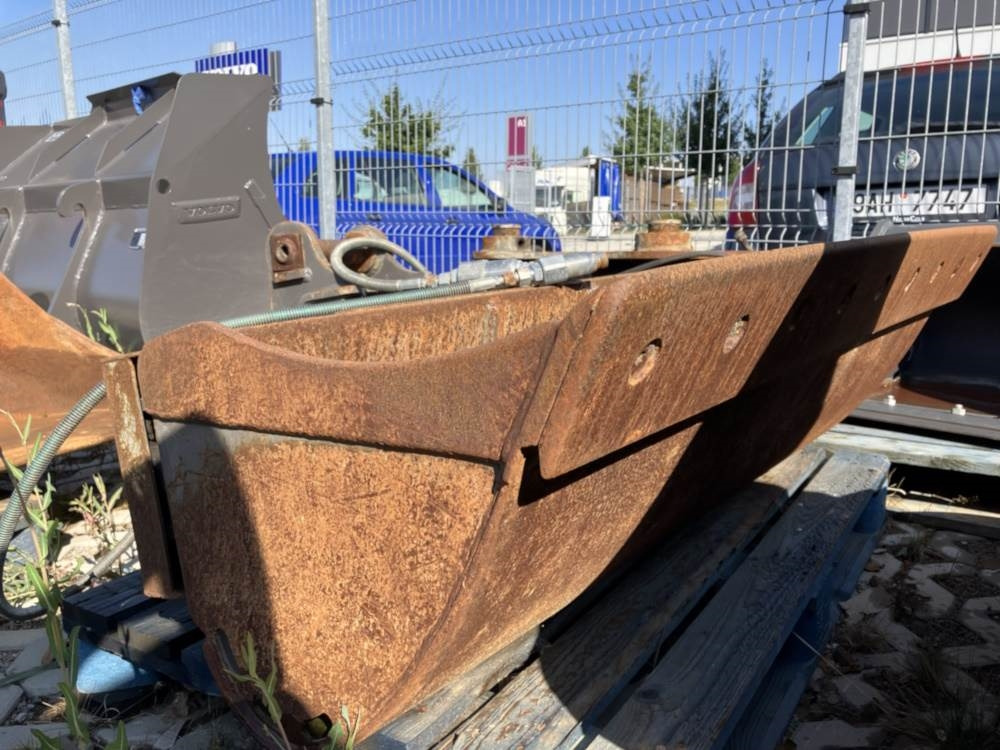 Volvo Böschungslöffel hydr. - Rýpadlo-nakladač: obrázek 2 Volvo Böschungslöffel hydr. - Rýpadlo-nakladač: obrázek 2