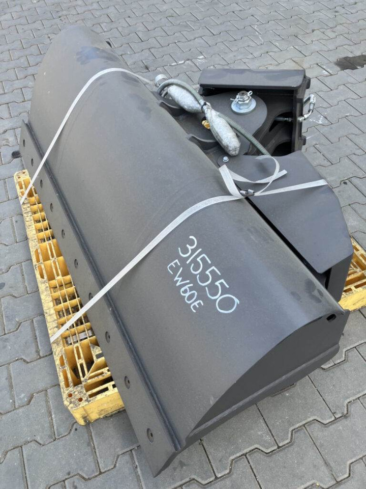 Volvo Böschungslöffel schwenkbar - Festanbau - Rýpadlo-nakladač: obrázek 3 Volvo Böschungslöffel schwenkbar - Festanbau - Rýpadlo-nakladač: obrázek 3