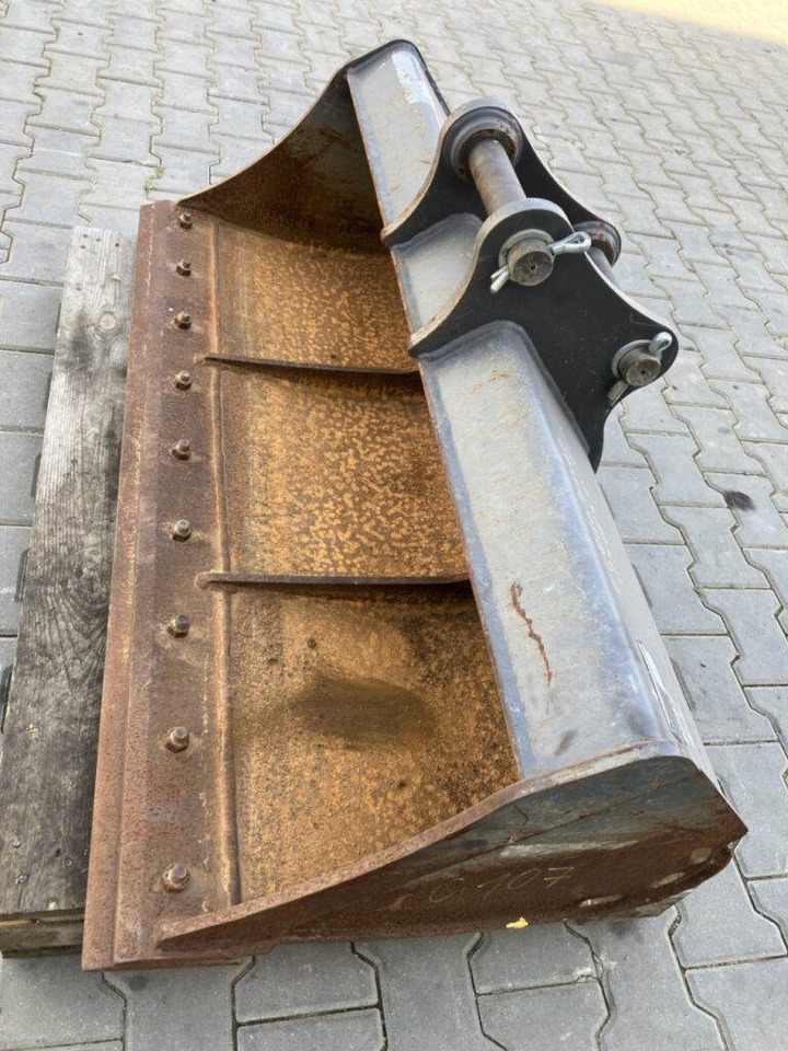 Volvo Böschungslöffel starr - Rýpadlo-nakladač: obrázek 3 Volvo Böschungslöffel starr - Rýpadlo-nakladač: obrázek 3