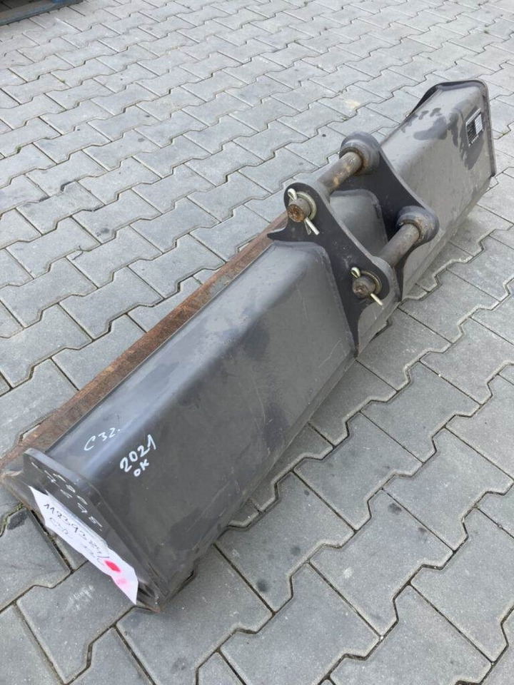 Volvo Böschungslöffel starr - Festanbau - Rýpadlo-nakladač: obrázek 3 Volvo Böschungslöffel starr - Festanbau - Rýpadlo-nakladač: obrázek 3
