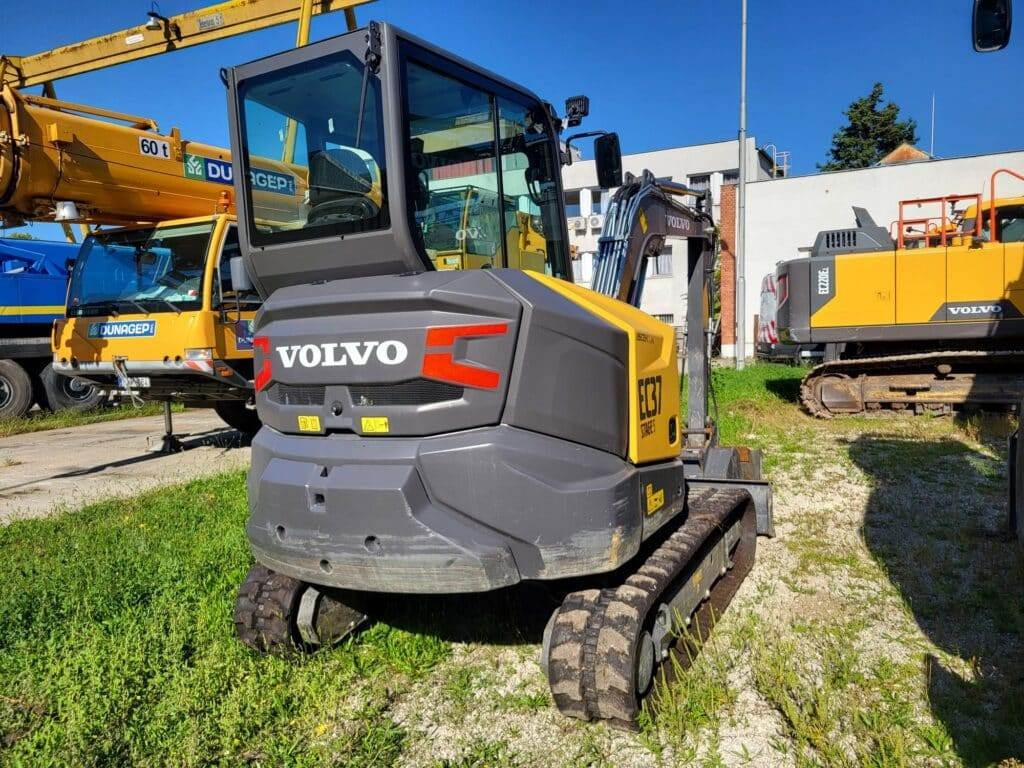 Volvo EC37F - Mini rýpadlo: obrázek 2 Volvo EC37F - Mini rýpadlo: obrázek 2
