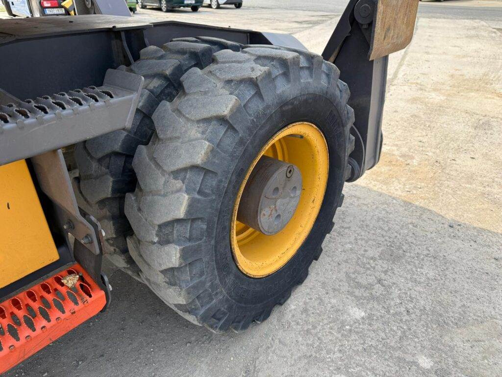 Kolesové rýpadlo Volvo EWR150E: obrázek 12