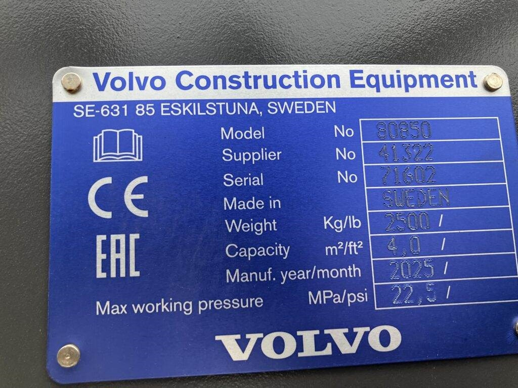Volvo Holzgreifer mit Ausstoßer - Drapák: obrázek 5 Volvo Holzgreifer mit Ausstoßer - Drapák: obrázek 5