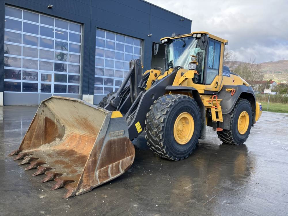 Volvo L120H - Kolový nakladač: obrázek 4 Volvo L120H - Kolový nakladač: obrázek 4