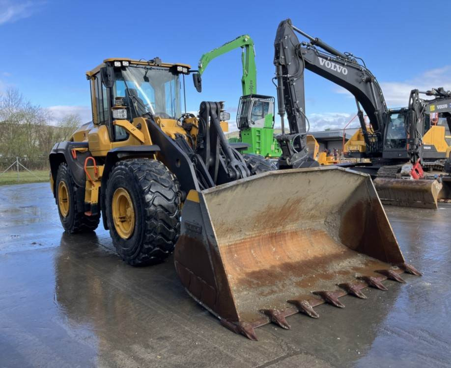 Volvo L120H - Kolový nakladač: obrázek 1 Volvo L120H - Kolový nakladač: obrázek 1