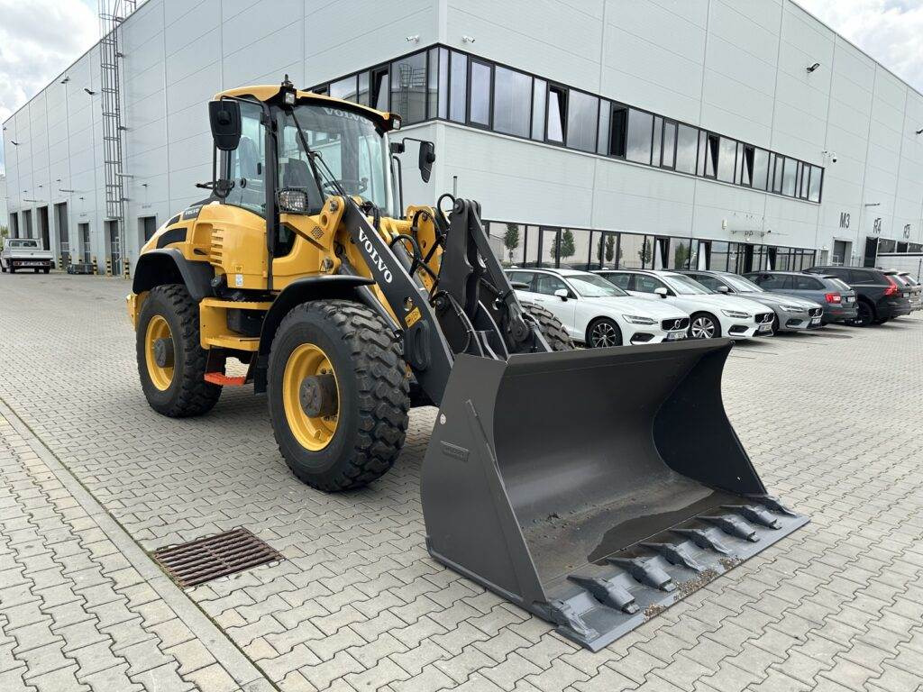 Volvo L45HS - Kolový nakladač: obrázek 1 Volvo L45HS - Kolový nakladač: obrázek 1