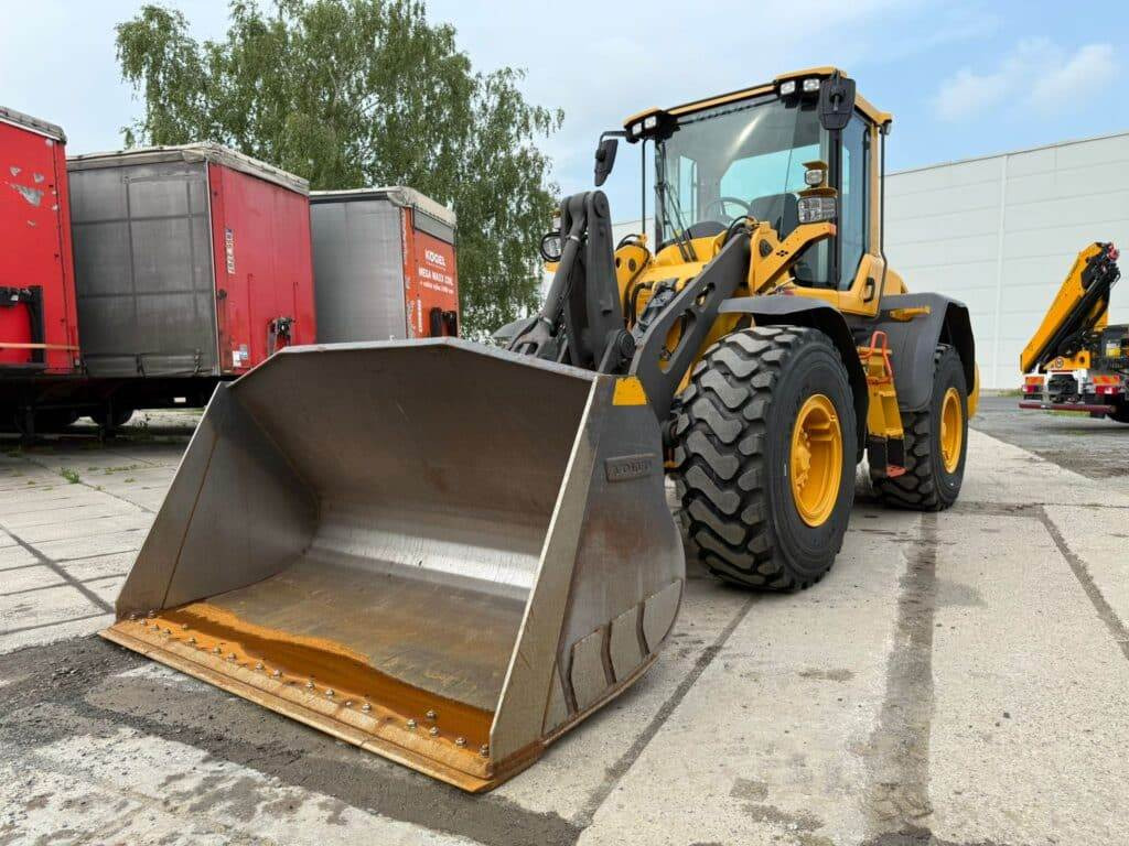 Volvo L90H - Kolový nakladač: obrázek 4 Volvo L90H - Kolový nakladač: obrázek 4