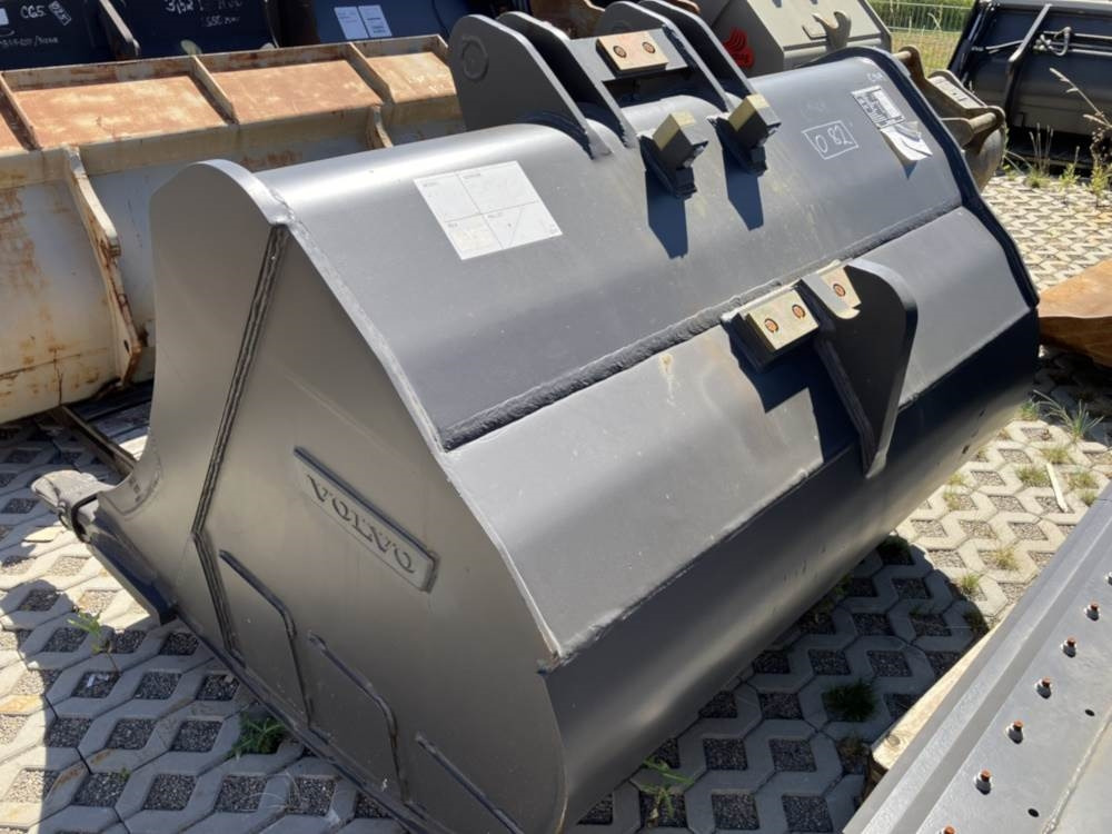 Volvo Tieflöffel mit Zähne S2 - Rýpadlo-nakladač: obrázek 3 Volvo Tieflöffel mit Zähne S2 - Rýpadlo-nakladač: obrázek 3