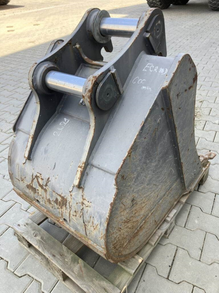 Volvo Tieflöffel mit Zähnen - Rýpadlo-nakladač: obrázek 2 Volvo Tieflöffel mit Zähnen - Rýpadlo-nakladač: obrázek 2