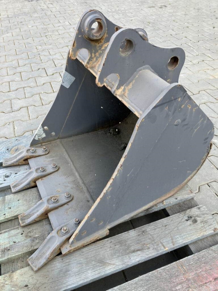 Volvo Tieflöffel mit Zähnen - Festanbau - Rýpadlo-nakladač: obrázek 3 Volvo Tieflöffel mit Zähnen - Festanbau - Rýpadlo-nakladač: obrázek 3