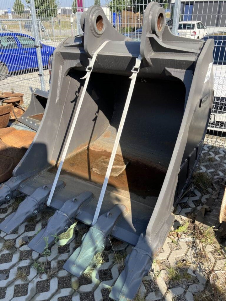 Volvo Tieflöffel mit Zähnen - Festanbau - Rýpadlo-nakladač: obrázek 1 Volvo Tieflöffel mit Zähnen - Festanbau - Rýpadlo-nakladač: obrázek 1