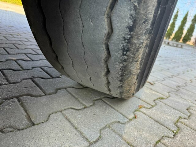 Carnehl CHKS/HH THERMO Kippauflieger 3 Achse - Sklápěcí návěs: obrázek 4 Carnehl CHKS/HH THERMO Kippauflieger 3 Achse - Sklápěcí návěs: obrázek 4