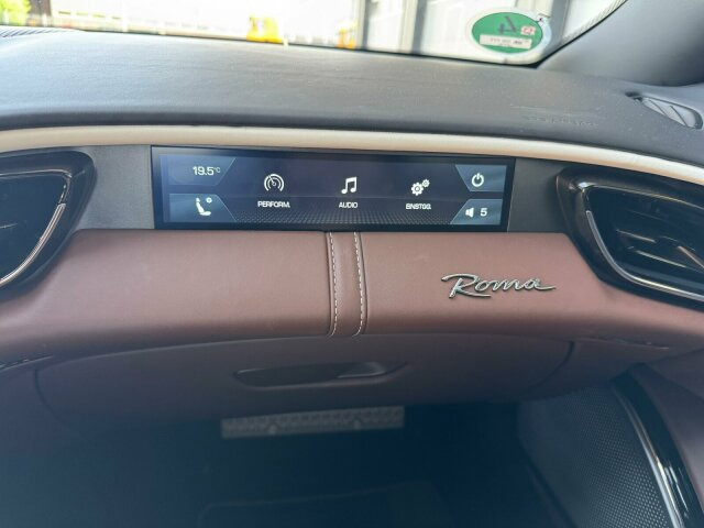 Ferrari Roma Coupe Schwarz - Coupe: obrázek 5 Ferrari Roma Coupe Schwarz - Coupe: obrázek 5