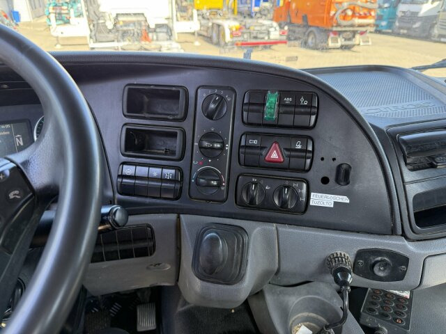 HTM 1004 3 Achse Betonmischer Auflieger - Návěs domíchávač: obrázek 4 HTM 1004 3 Achse Betonmischer Auflieger - Návěs domíchávač: obrázek 4