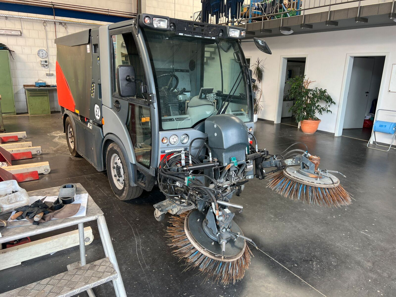Hako Citymaster CM 2200 Kehrmaschine 2 m³ - Zametací vůz: obrázek 3 Hako Citymaster CM 2200 Kehrmaschine 2 m³ - Zametací vůz: obrázek 3