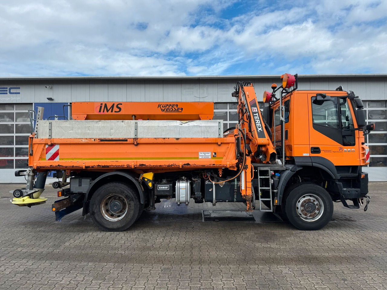 Iveco TRAKKER Kipper Kran TEREX 85.2 Winterdienst - Sklápěč, Auto s hydraulickou rukou: obrázek 3 Iveco TRAKKER Kipper Kran TEREX 85.2 Winterdienst - Sklápěč, Auto s hydraulickou rukou: obrázek 3