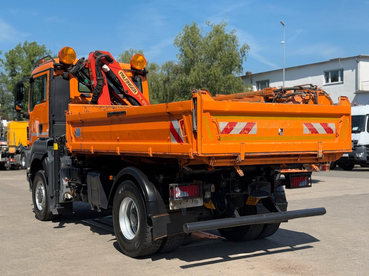 MAN TGA 18.360 4x4 Kipper Kran PALFINGER Winterd. - Sklápěč, Auto s hydraulickou rukou: obrázek 5 MAN TGA 18.360 4x4 Kipper Kran PALFINGER Winterd. - Sklápěč, Auto s hydraulickou rukou: obrázek 5