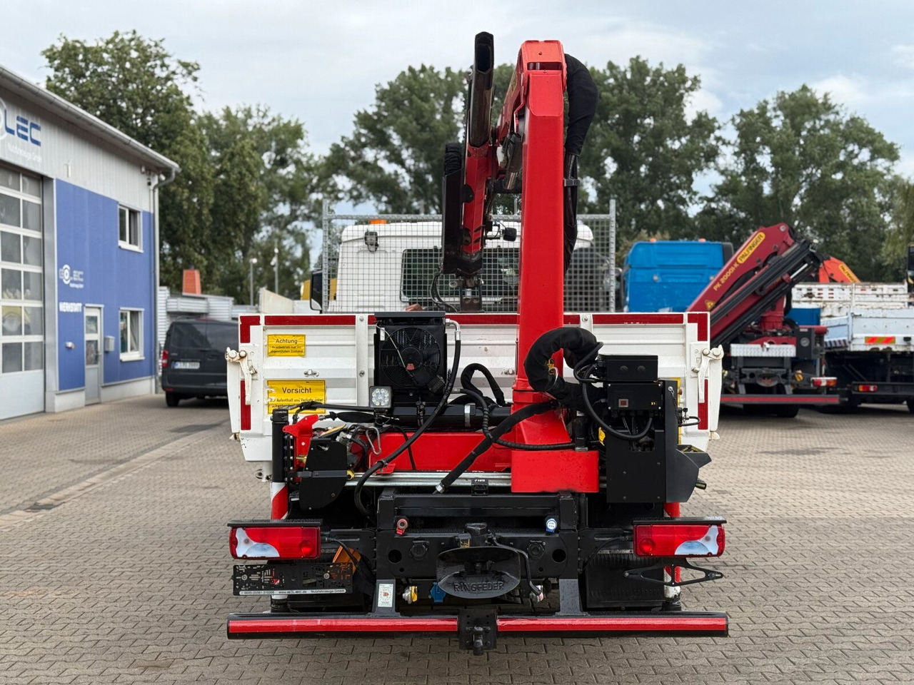 MAN TGL 8.220 4x2 Kipper Kran Palfinger 7.001-K A - Auto s hydraulickou rukou, Sklápěč: obrázek 4 MAN TGL 8.220 4x2 Kipper Kran Palfinger 7.001-K A - Auto s hydraulickou rukou, Sklápěč: obrázek 4