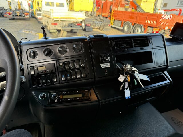 MAN TGM 15.290 Kanalreiniger HD Pumpe Müller Aufbau - Čistič odpadových jam: obrázek 4 MAN TGM 15.290 Kanalreiniger HD Pumpe Müller Aufbau - Čistič odpadových jam: obrázek 4