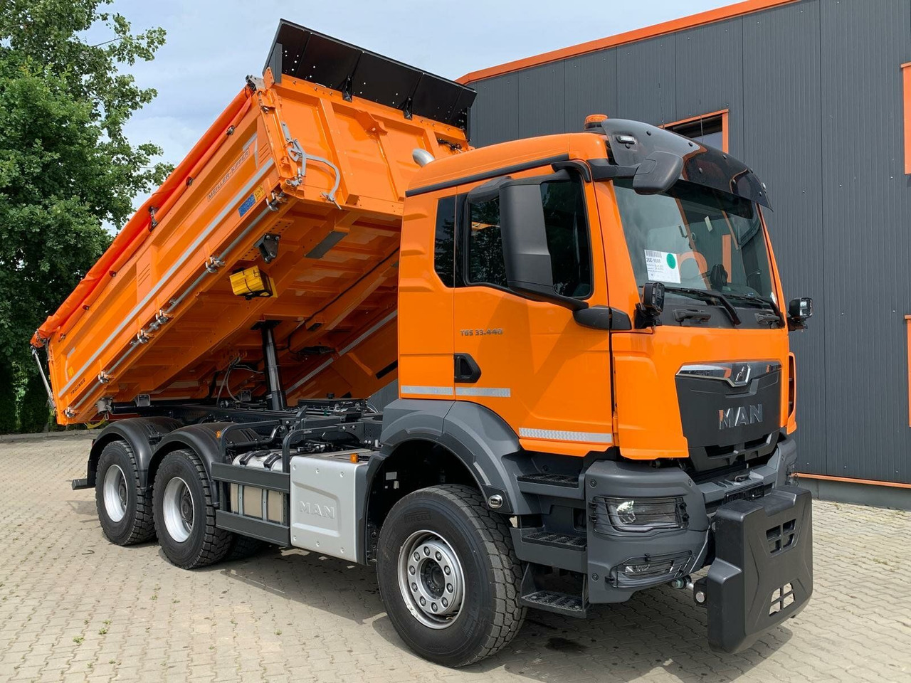 MAN TGS 33.440 6x4 Kipper MEILLER Bordmatik Frontpl. - Sklápěč: obrázek 2 MAN TGS 33.440 6x4 Kipper MEILLER Bordmatik Frontpl. - Sklápěč: obrázek 2