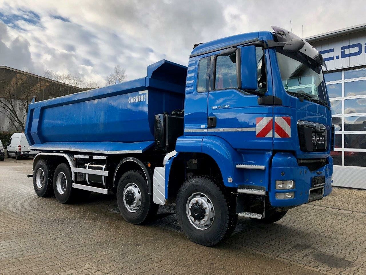 MAN TGS 35.440 8x8 Euro 5 Muldenkipper Carnehl 17m3 - Sklápěč: obrázek 1 MAN TGS 35.440 8x8 Euro 5 Muldenkipper Carnehl 17m3 - Sklápěč: obrázek 1