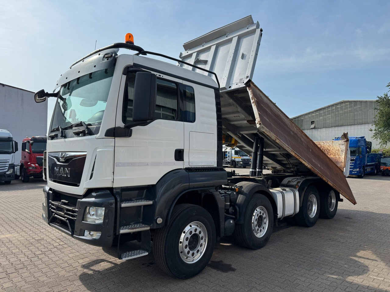 MAN TGS 35.460 8x4 BL Kipper Meiller Bordmatik - Sklápěč: obrázek 4 MAN TGS 35.460 8x4 BL Kipper Meiller Bordmatik - Sklápěč: obrázek 4
