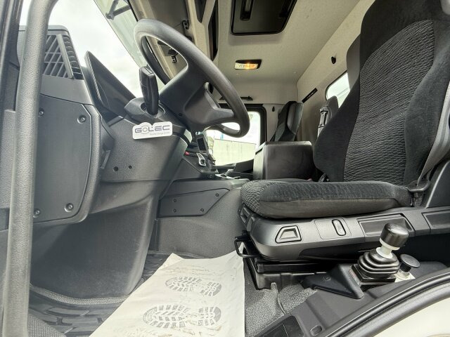 Mercedes-Benz 4145 8x8 Meiler Dreiseitenkipper Bordmatik - Sklápěč: obrázek 5 Mercedes-Benz 4145 8x8 Meiler Dreiseitenkipper Bordmatik - Sklápěč: obrázek 5