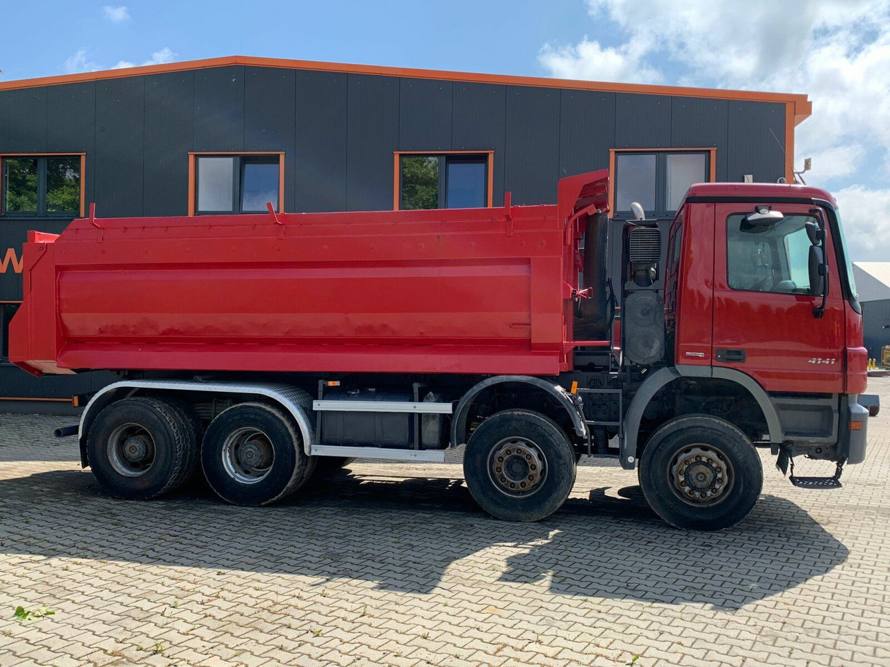Mercedes-Benz ACTROS 4141 EURO4 8x8 Muldenkipper - Sklápěč: obrázek 4 Mercedes-Benz ACTROS 4141 EURO4 8x8 Muldenkipper - Sklápěč: obrázek 4