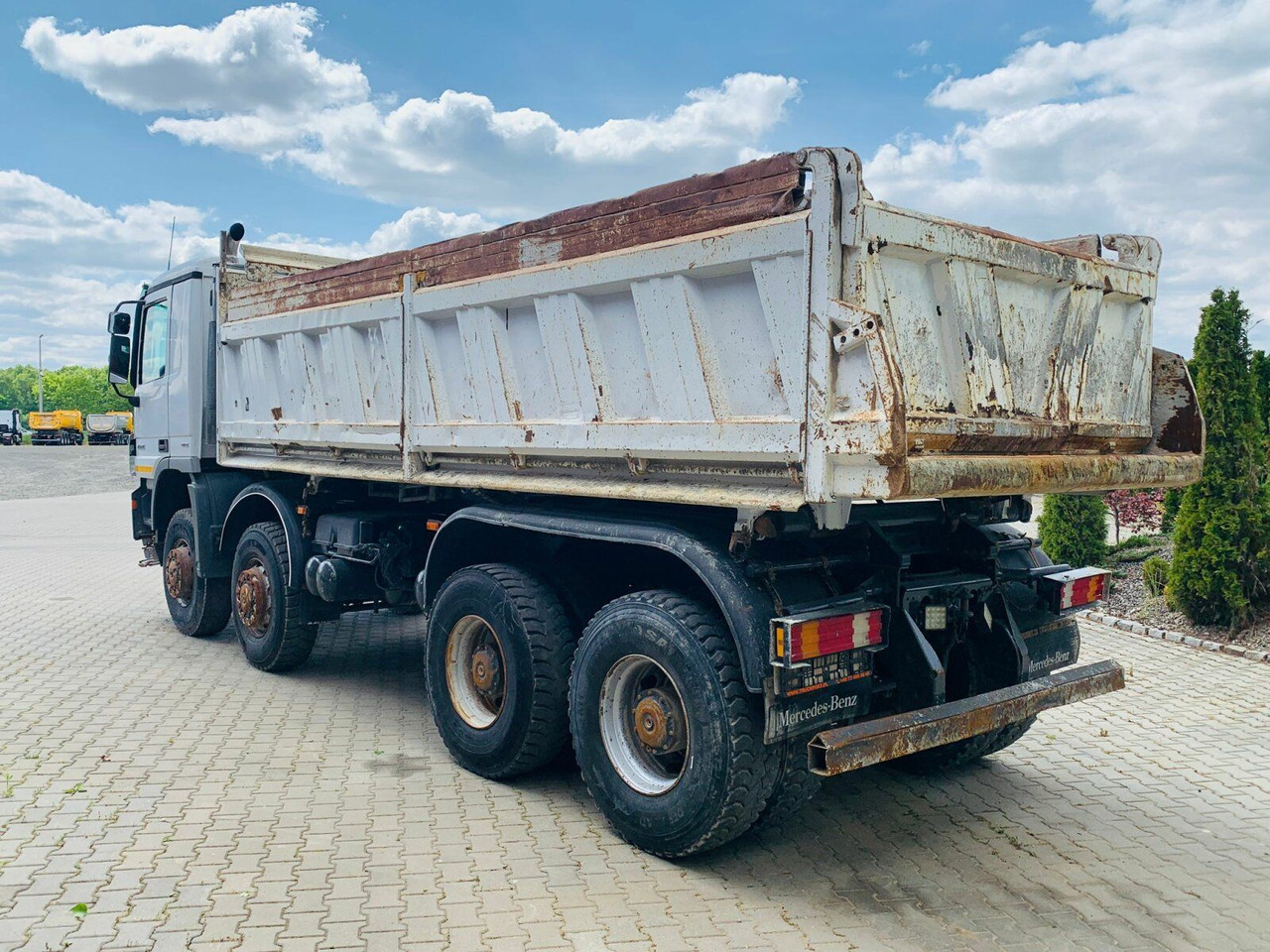Mercedes-Benz ACTROS 4144 8x8 EURO4 DSK Meiller - Sklápěč: obrázek 4 Mercedes-Benz ACTROS 4144 8x8 EURO4 DSK Meiller - Sklápěč: obrázek 4