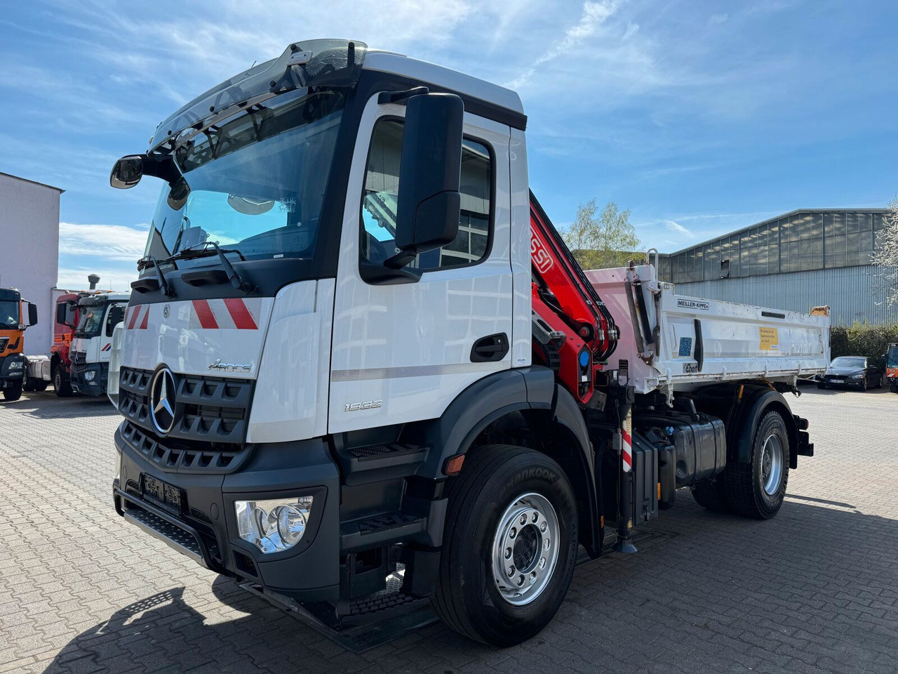 Mercedes-Benz AROCS 1832 4x2 Euro 6 Kipper Kran FASSI F120FB - Sklápěč, Auto s hydraulickou rukou: obrázek 2 Mercedes-Benz AROCS 1832 4x2 Euro 6 Kipper Kran FASSI F120FB - Sklápěč, Auto s hydraulickou rukou: obrázek 2