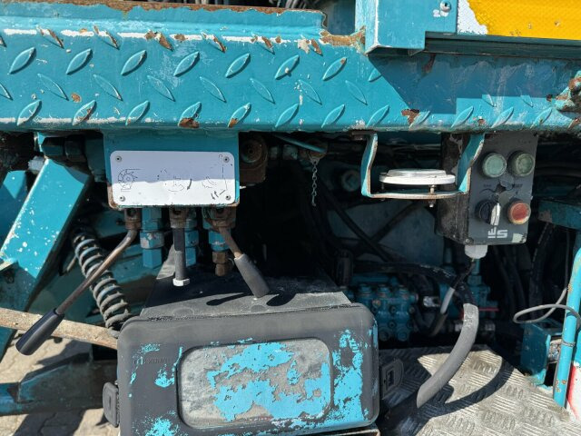 Mercedes-Benz AROCS 2844 6x4 Euro 6 Betonpumpe SERMAC 5Z33 - Autočerpadlo: obrázek 4 Mercedes-Benz AROCS 2844 6x4 Euro 6 Betonpumpe SERMAC 5Z33 - Autočerpadlo: obrázek 4