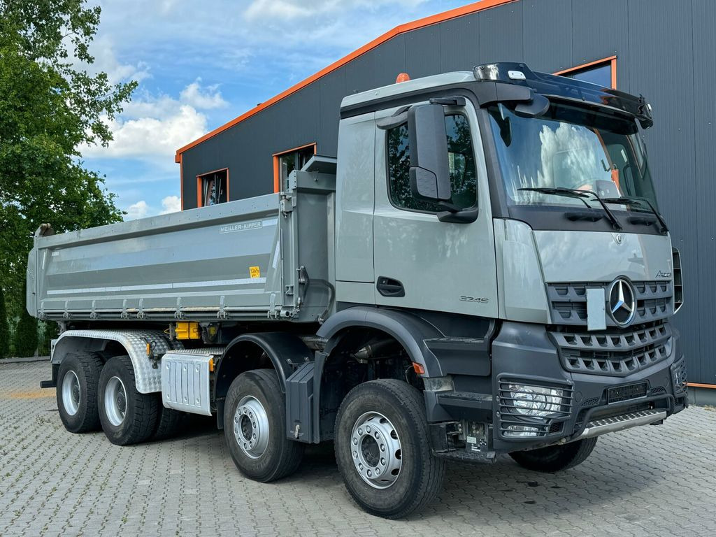 Sklápěč Mercedes-Benz AROCS 3245 8x4 Meiller Kipper Bordmatik mit AHK: obrázek 1