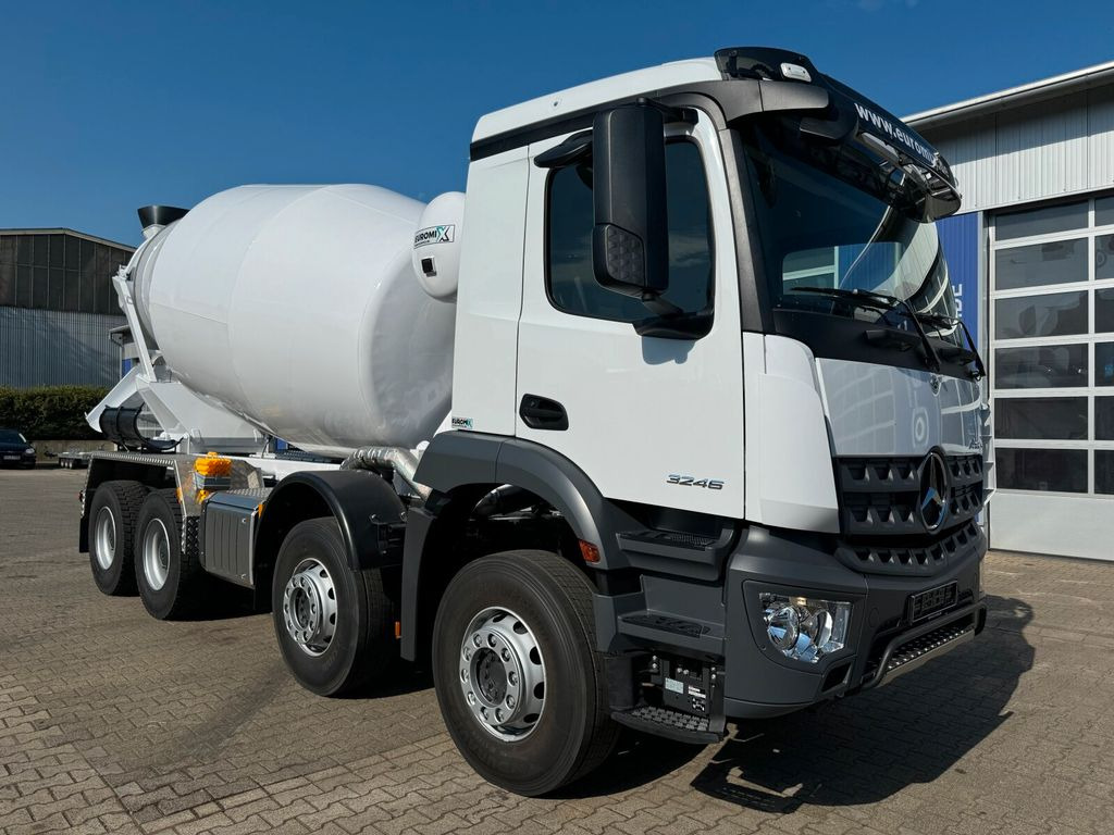 Nový Autodomíchávač Mercedes-Benz AROCS 3246 B 8x4 Betonmischer EUROMIX 10 m³: obrázek 1