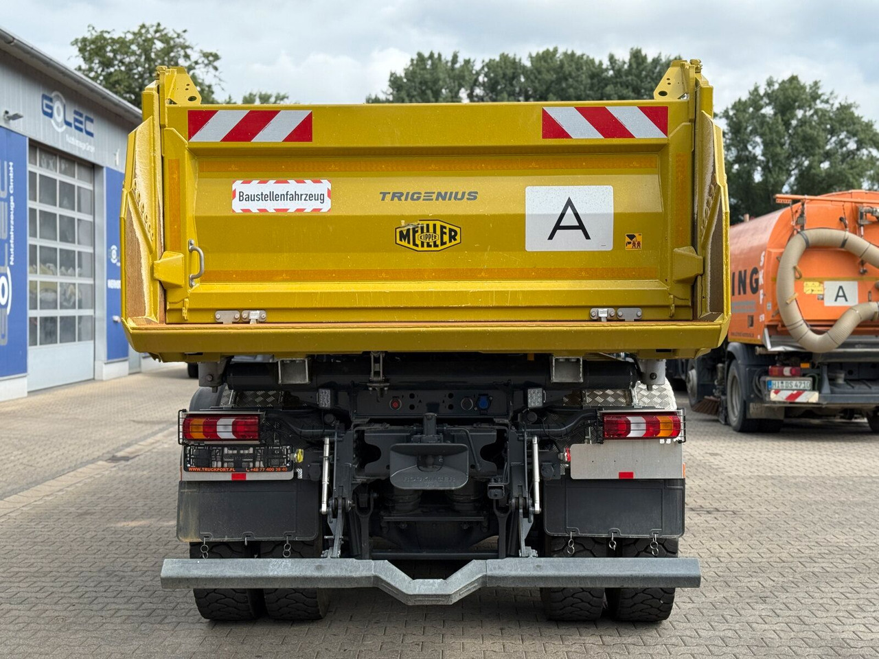 Mercedes-Benz AROCS 3248 8x4 Euro 6 Meiller Kipper Bordmatik - Sklápěč: obrázek 4 Mercedes-Benz AROCS 3248 8x4 Euro 6 Meiller Kipper Bordmatik - Sklápěč: obrázek 4