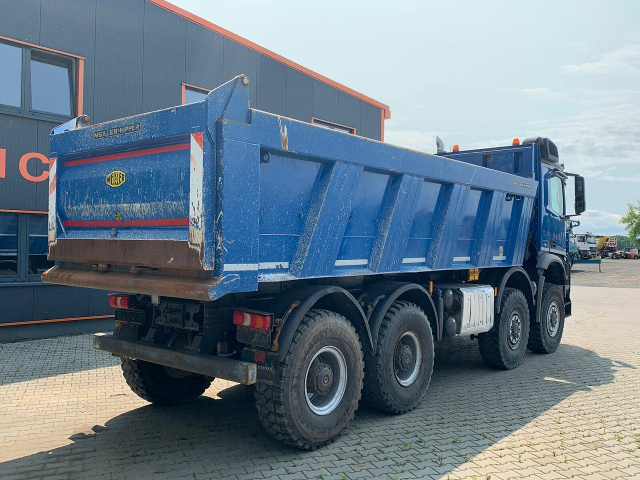 Mercedes-Benz AROCS 4145 8x8 EURO6 Muldenkipper TOP! - Sklápěč: obrázek 5 Mercedes-Benz AROCS 4145 8x8 EURO6 Muldenkipper TOP! - Sklápěč: obrázek 5