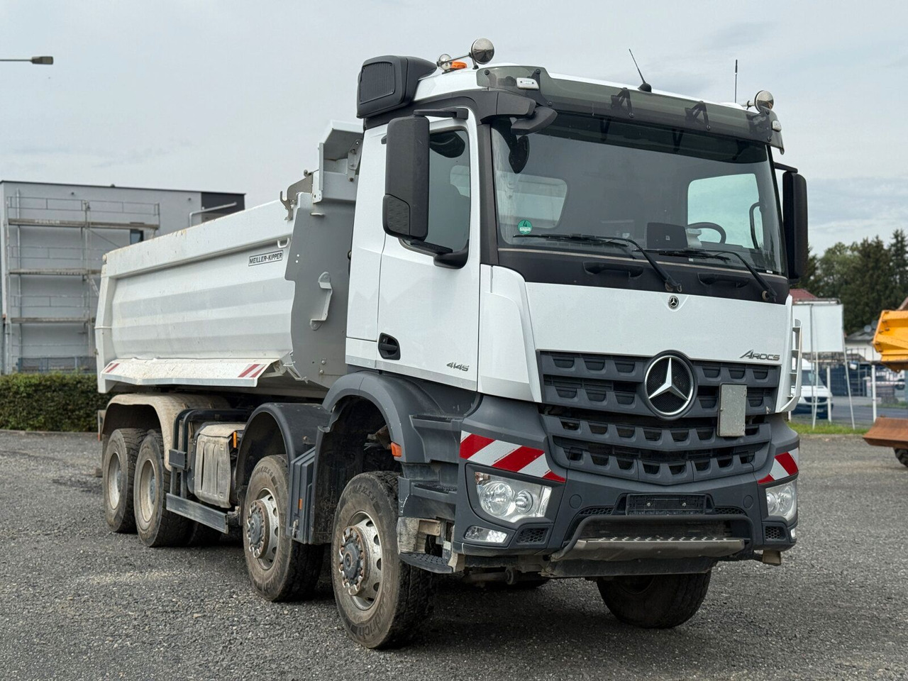 Mercedes-Benz AROCS 4145 8x8 Meiller Muldenkipper - Ramenový nosič kontajnerov: obrázek 1 Mercedes-Benz AROCS 4145 8x8 Meiller Muldenkipper - Ramenový nosič kontajnerov: obrázek 1