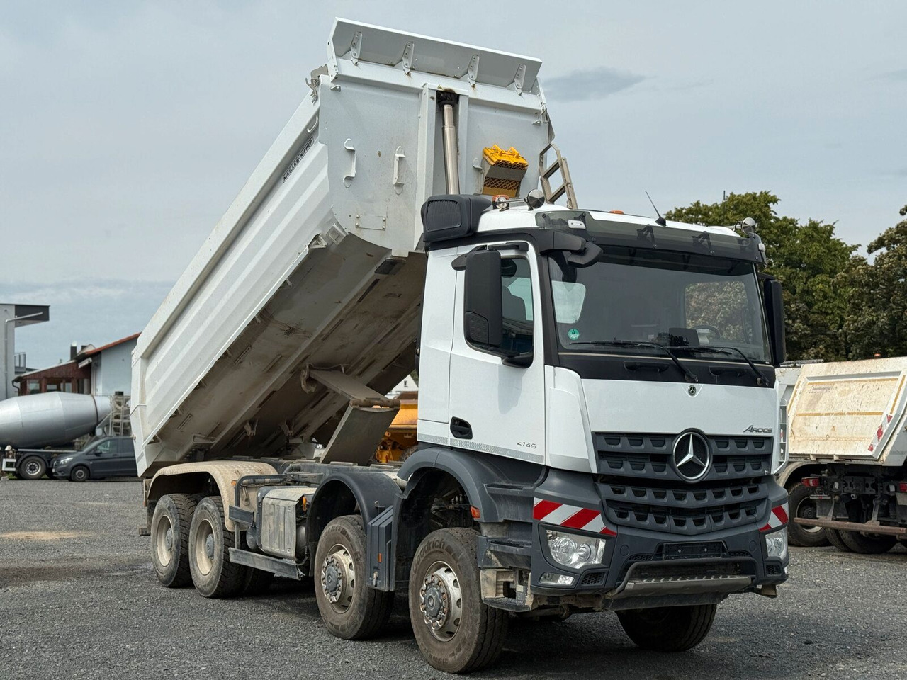 Mercedes-Benz AROCS 4145 8x8 Meiller Muldenkipper - Ramenový nosič kontajnerov: obrázek 2 Mercedes-Benz AROCS 4145 8x8 Meiller Muldenkipper - Ramenový nosič kontajnerov: obrázek 2