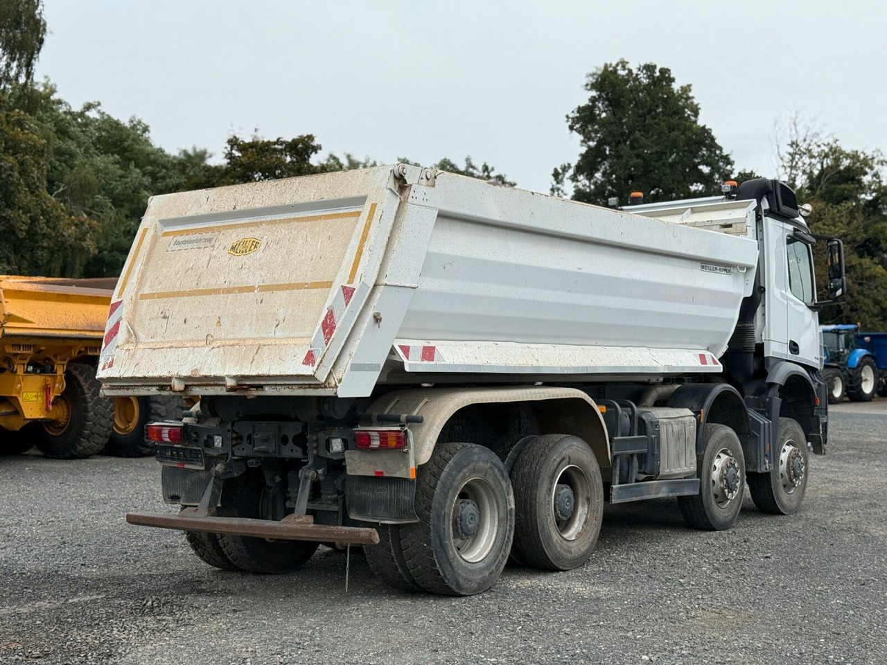 Mercedes-Benz AROCS 4145 8x8 Meiller Muldenkipper - Sklápěč: obrázek 4 Mercedes-Benz AROCS 4145 8x8 Meiller Muldenkipper - Sklápěč: obrázek 4