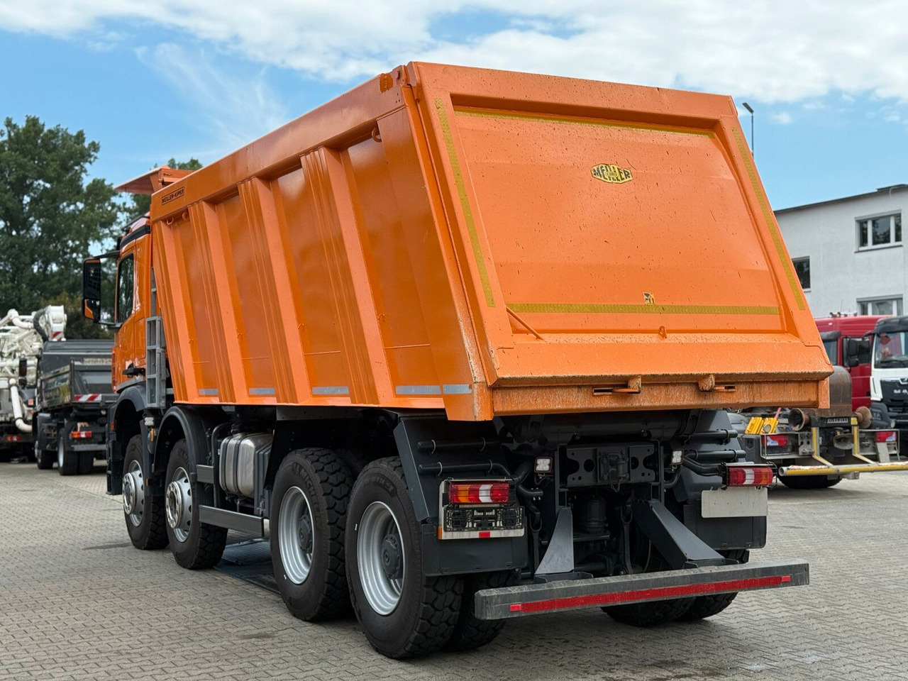 Mercedes-Benz AROCS 4851 8x6 Euro 6 Gesteinkipper MEILLER 25m³ - Sklápěč: obrázek 5 Mercedes-Benz AROCS 4851 8x6 Euro 6 Gesteinkipper MEILLER 25m³ - Sklápěč: obrázek 5