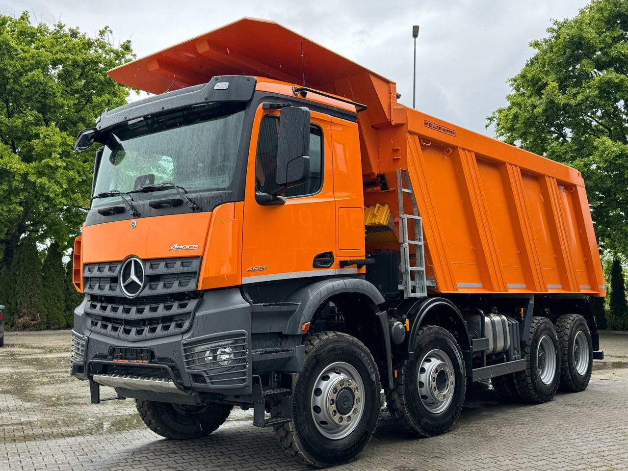 Mercedes-Benz AROCS 4851 8x6 Euro 6 Gesteinkipper MEILLER - Sklápěč: obrázek 2 Mercedes-Benz AROCS 4851 8x6 Euro 6 Gesteinkipper MEILLER - Sklápěč: obrázek 2