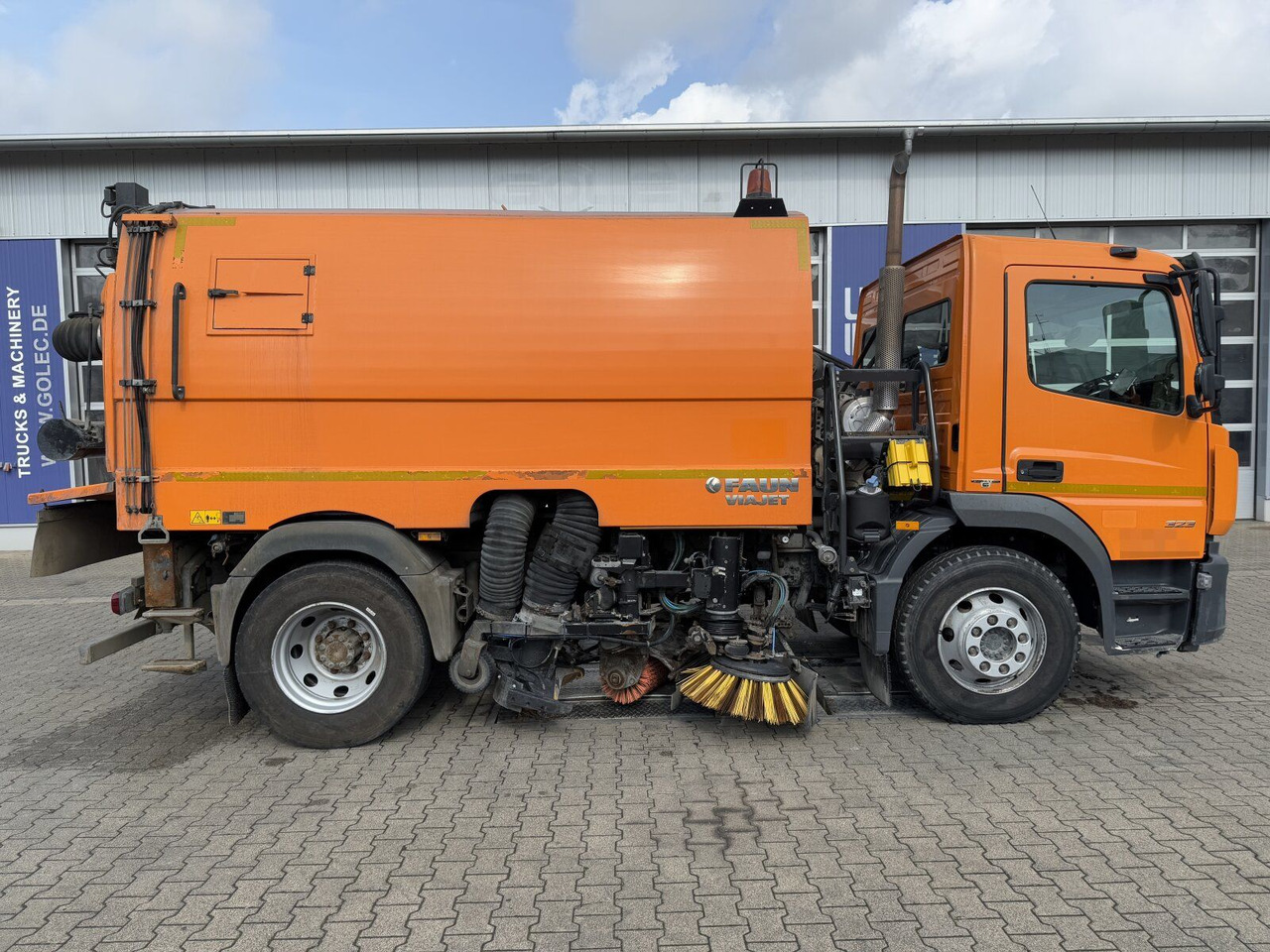 Mercedes-Benz ATEGO 1323 4x2 Kehrmaschine FAUN Viajet 6R/H - Zametací vůz: obrázek 2 Mercedes-Benz ATEGO 1323 4x2 Kehrmaschine FAUN Viajet 6R/H - Zametací vůz: obrázek 2